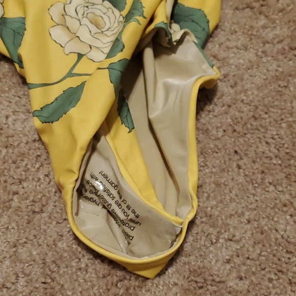 Offbeat Belle Long Sleeve One-Piece Swimsuit - Picture 8 of 9